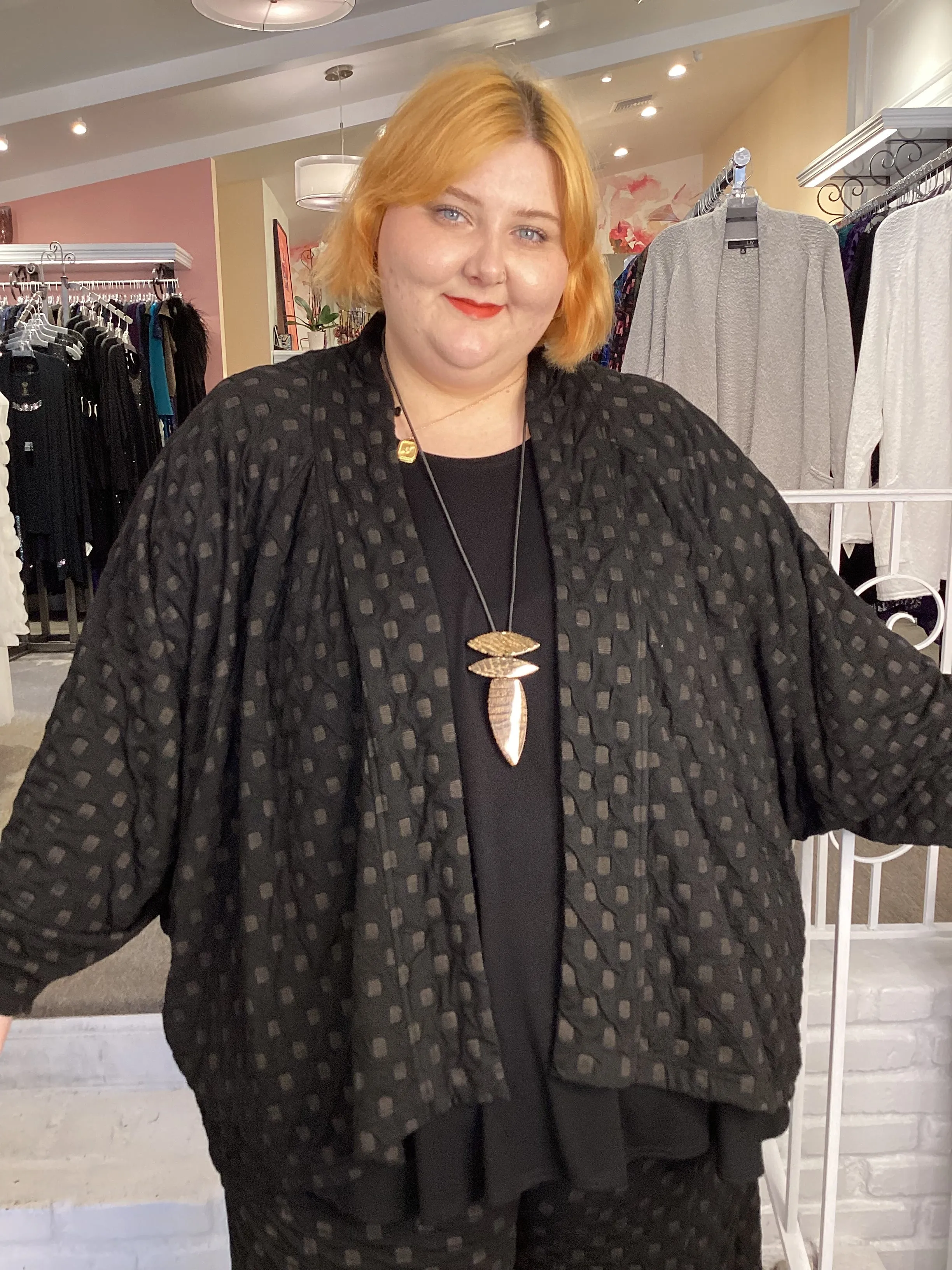EMBOSSED KIMONO - BLK/BRONZE