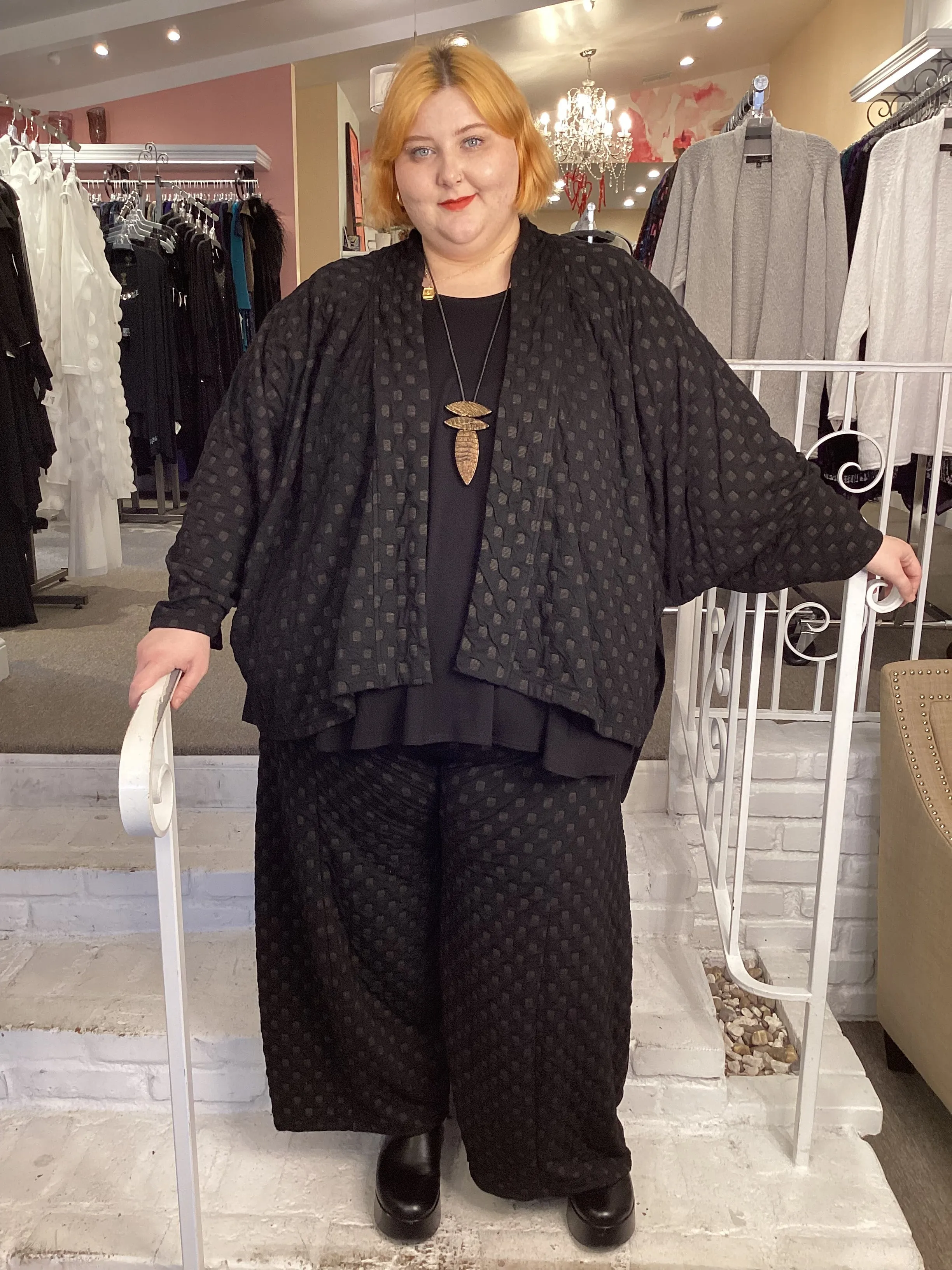 EMBOSSED KIMONO - BLK/BRONZE