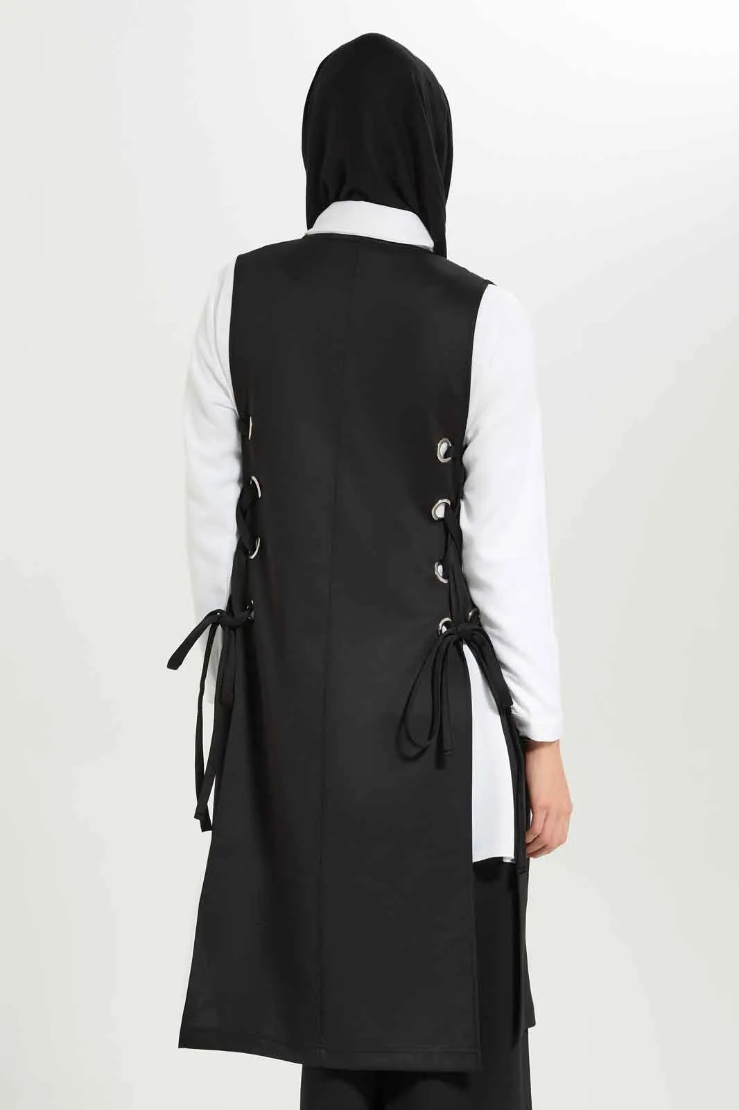 Women Black Long Length Side Metal Rings Cardigan